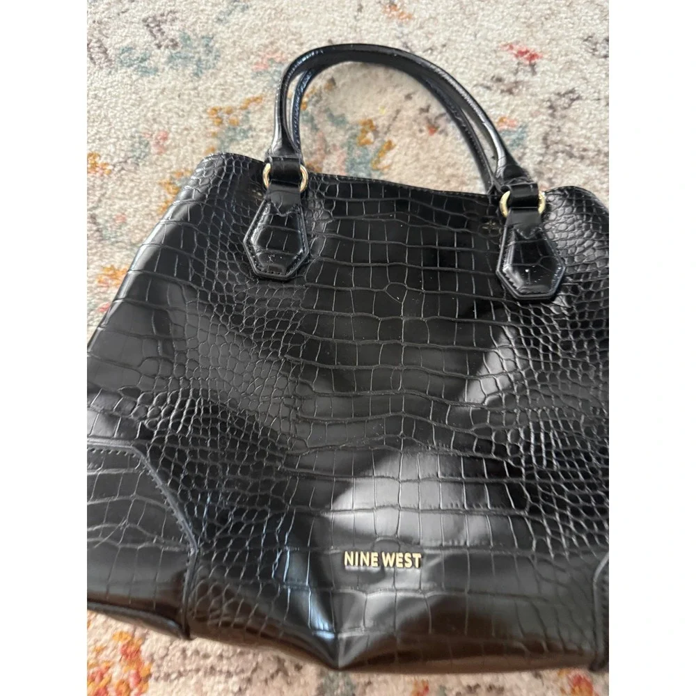 Nine West Black‎ Croc Embossed Satchel Handbag Crossbody Gold Hardware Womens
